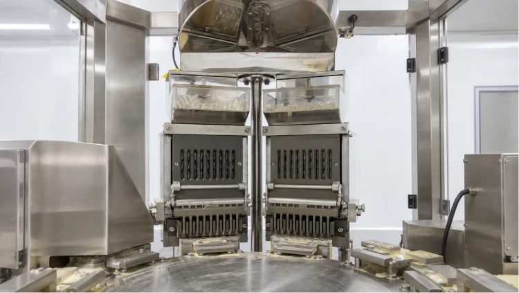 Low MOQ Capsule Manufacturing What Brands Should Know Before Their First Order